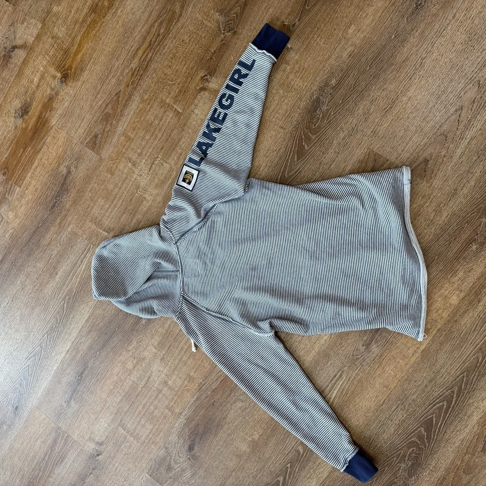 Lake girl Striped Blue Hoodie Sweatshirt - Picture 2 of 3